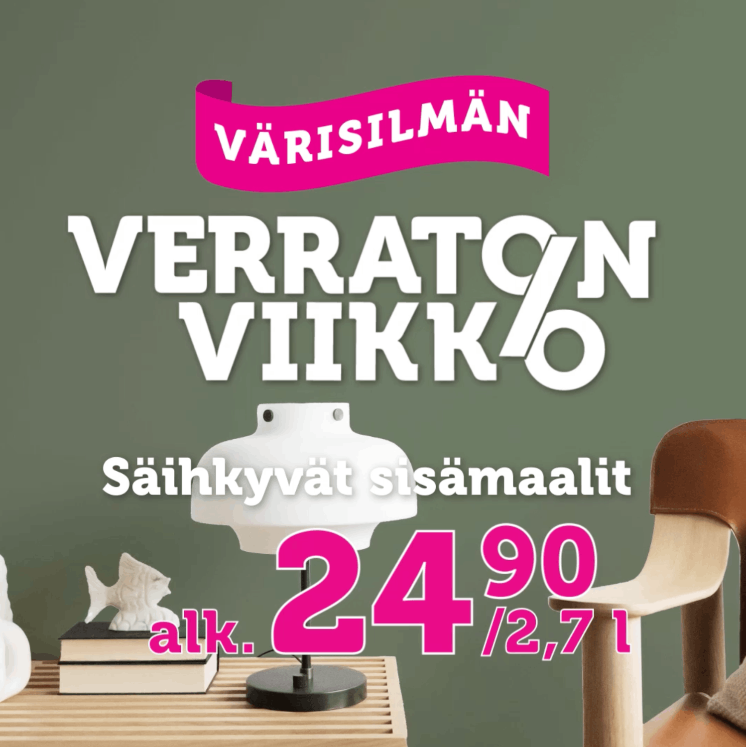 Kuva olohuoneesta, jossa seinällä akustiikkapaneeli.